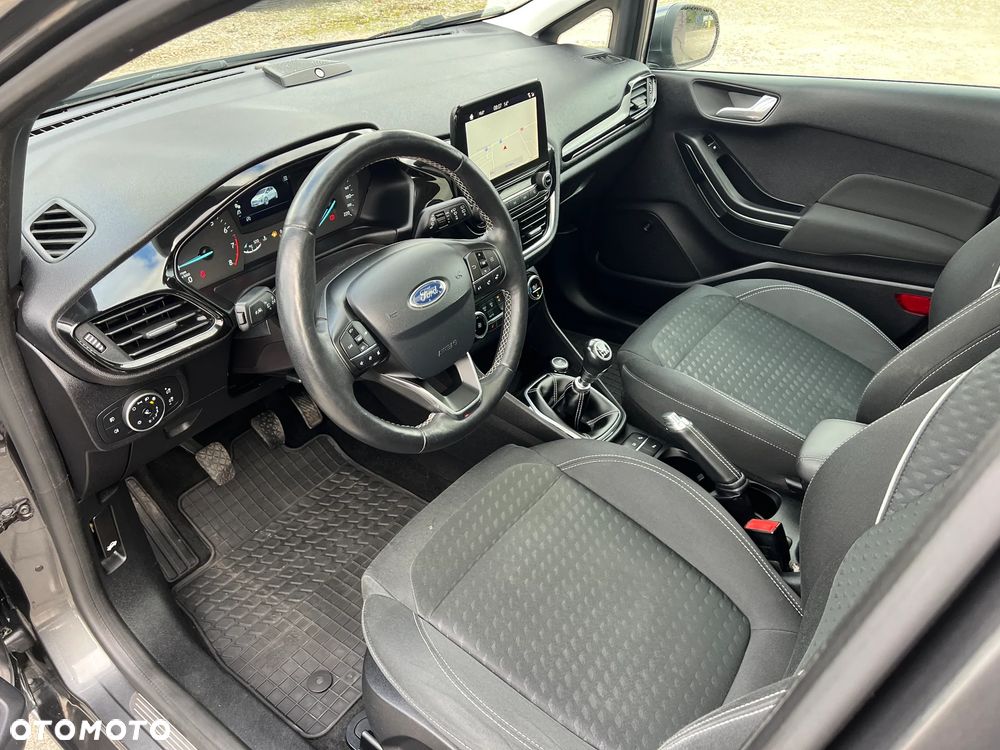 Ford Fiesta - 15
