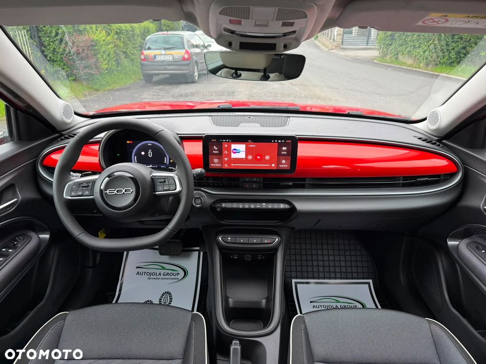 Fiat 600 HYBRID 125 Jahre Edition - 12