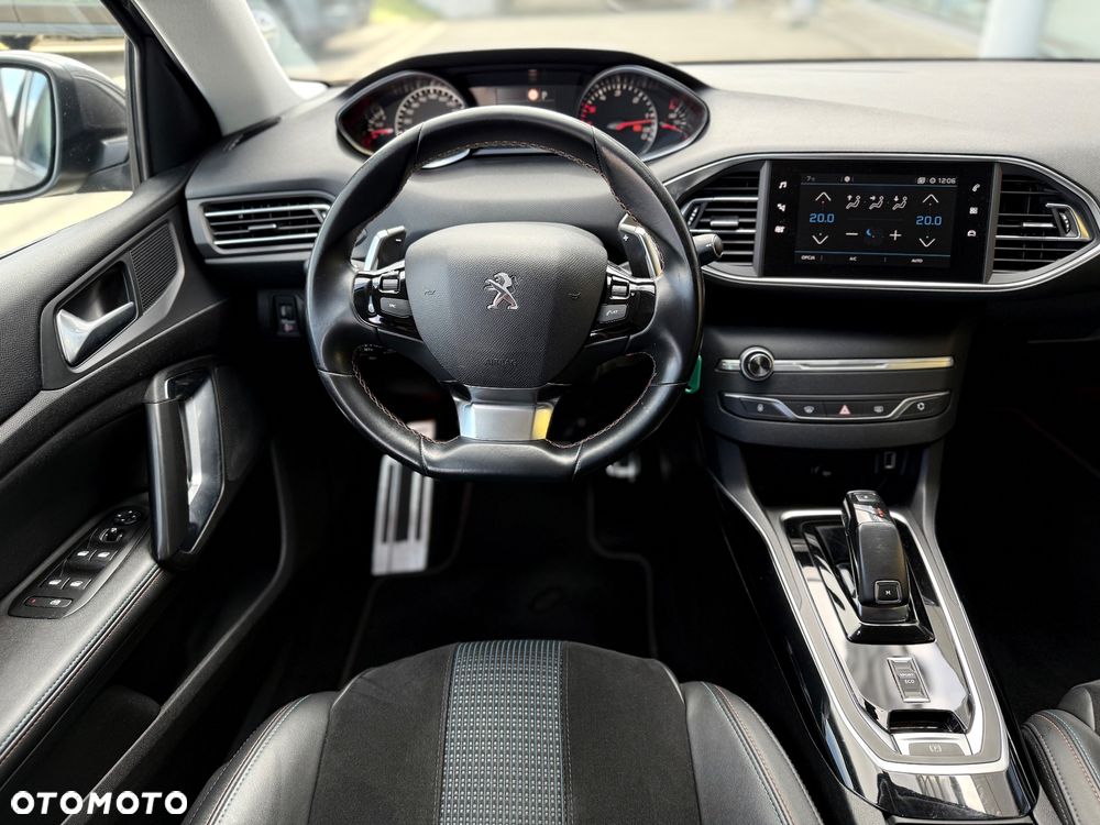 Peugeot 308 - 16