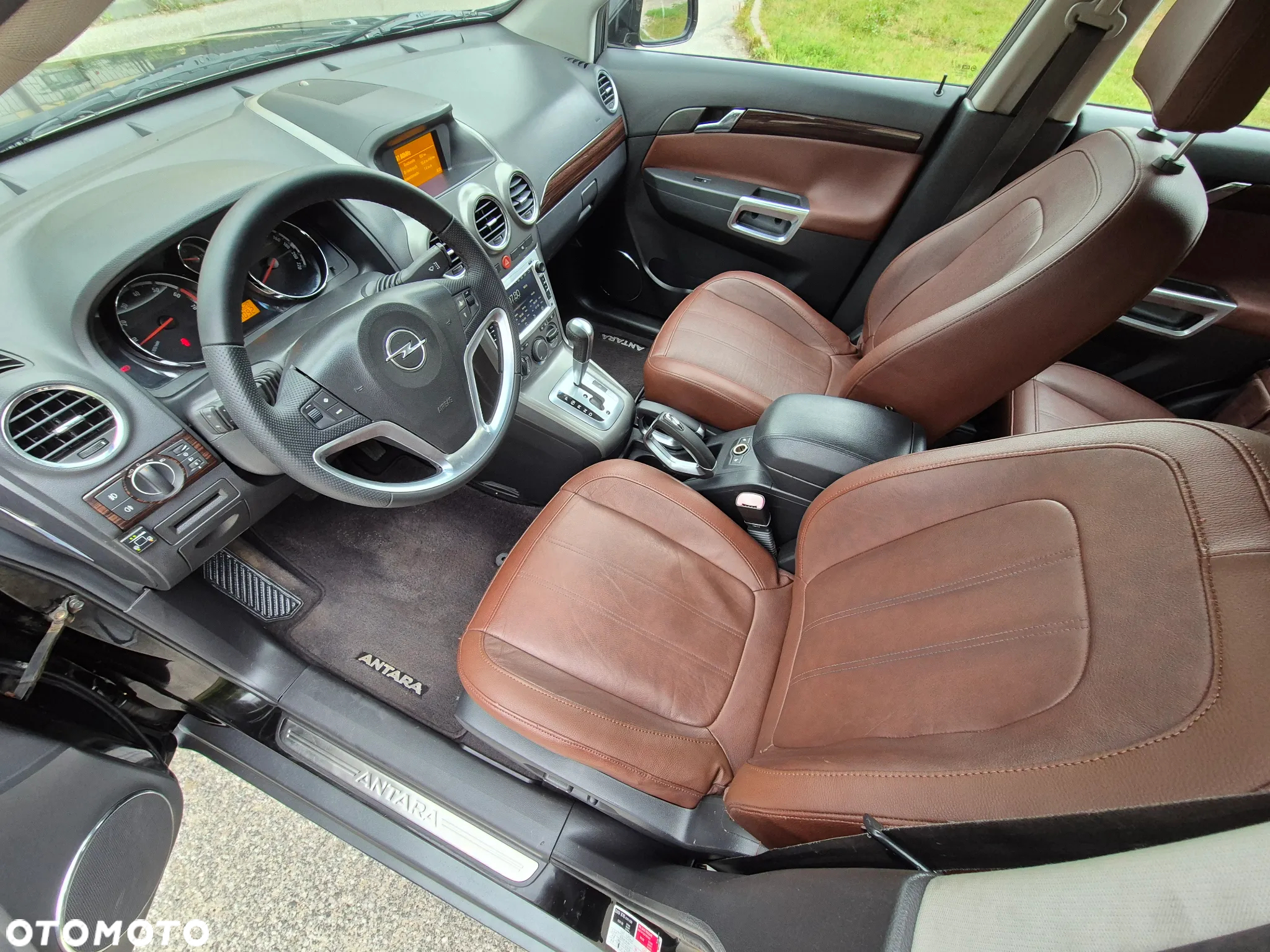 Opel Antara 3.2 V6 4x4 Cosmo - 26
