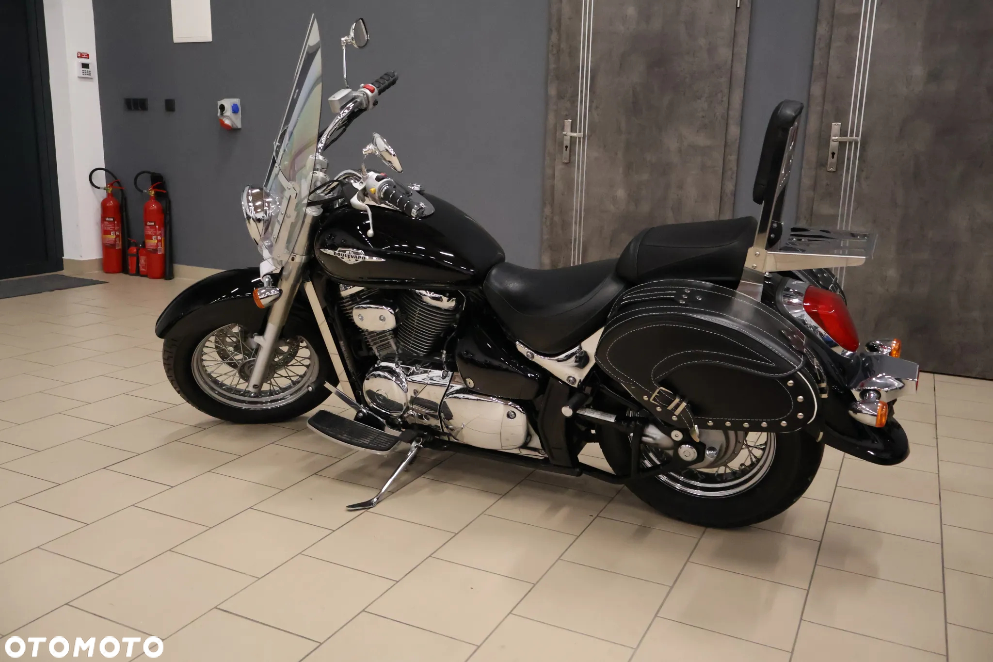 Suzuki VL 800 Volusia - Boulevard C50 - 9