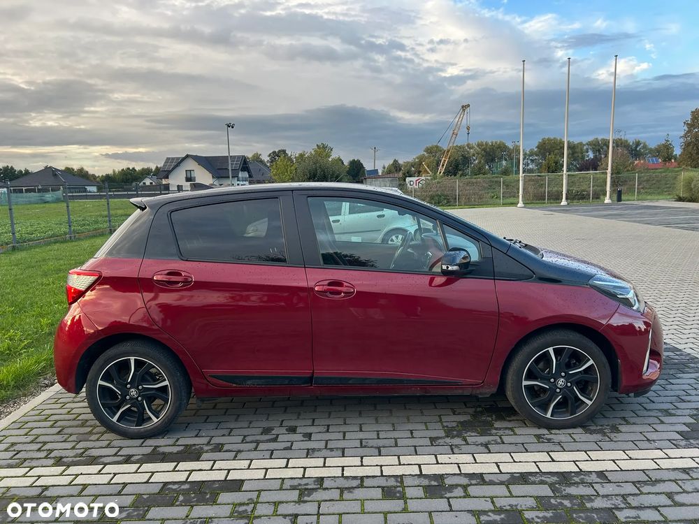 Toyota Yaris - 4