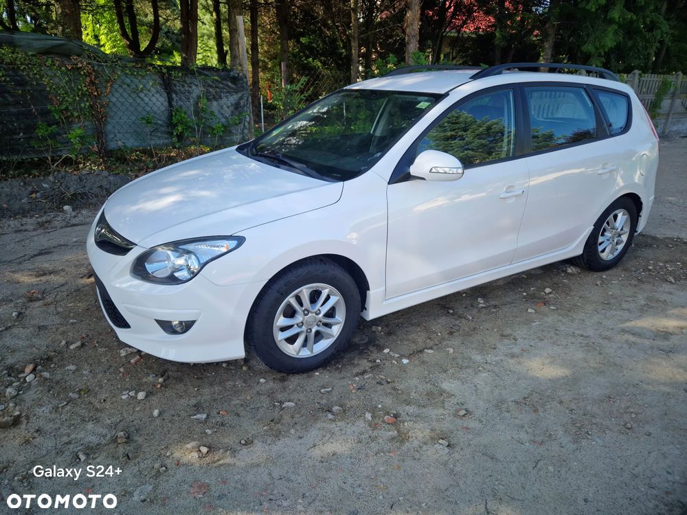 Hyundai i30 i30cw 1.4 UEFA EURO 2012 Edition - 8