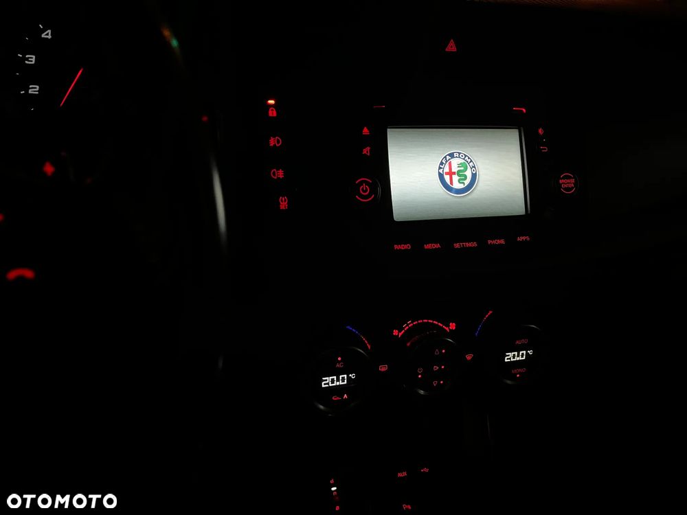 Alfa Romeo Giulietta 1750 TBi Veloce TCT - 13