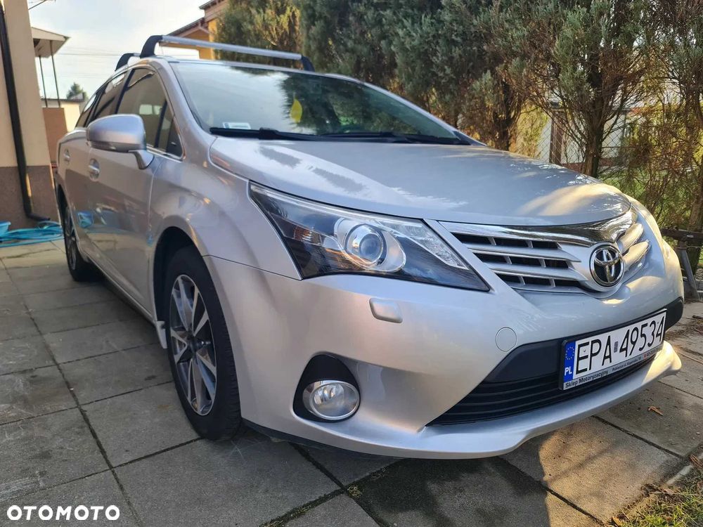 Toyota Avensis - 1