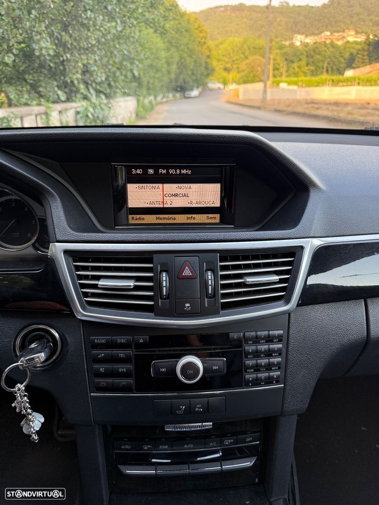 Mercedes-Benz E 250 CDI Avantgarde BlueEfficiency — fotografia 48
