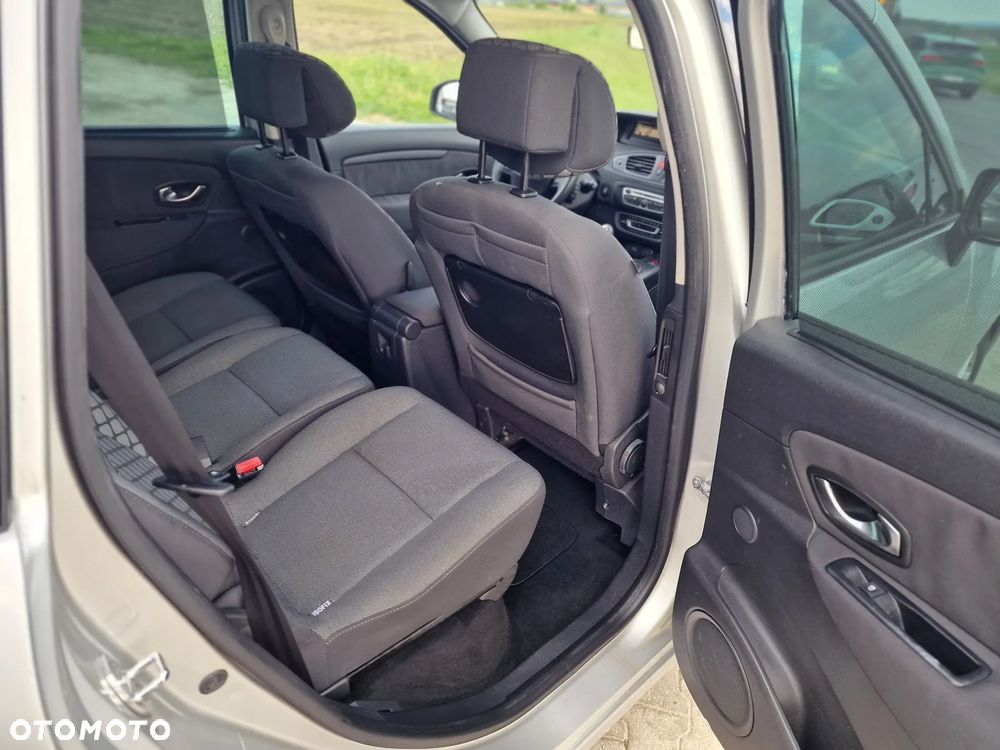 Renault Scenic 1.5dCi TomTom Edition - 24
