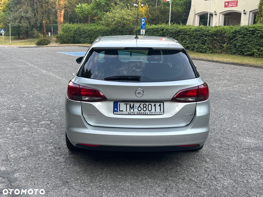 Opel Astra - 25
