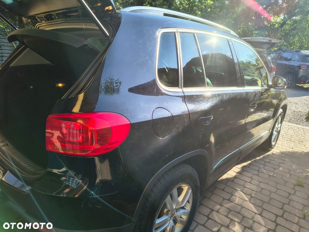 Volkswagen Tiguan 2.0 TDI DPF BlueMotion Technology Sport & Style - 9