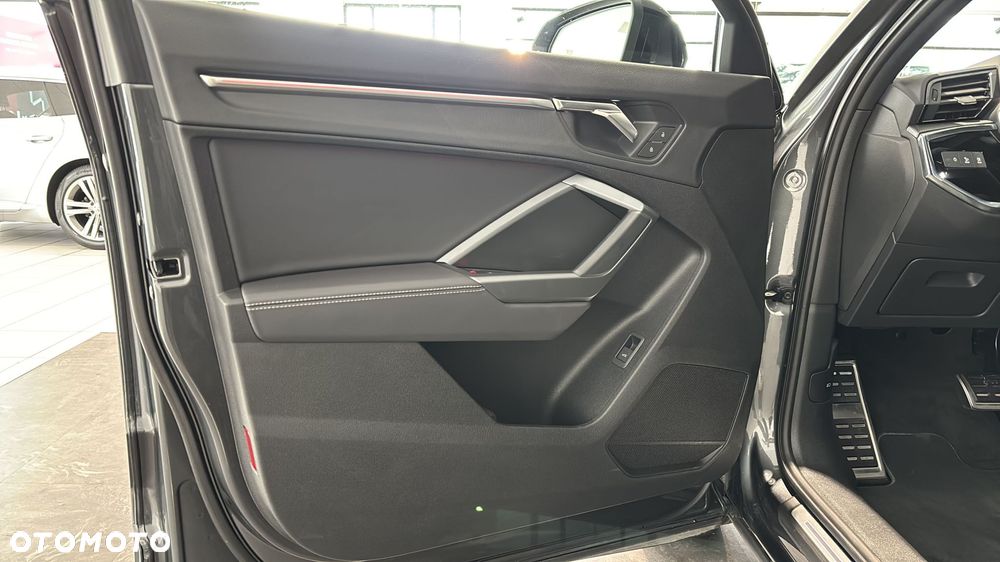Audi Q3 35 TFSI mHEV S-Line S tronic - 10