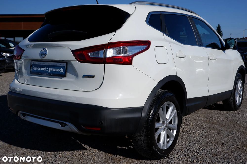 Nissan Qashqai 1.5 dCi N-Connecta - 32