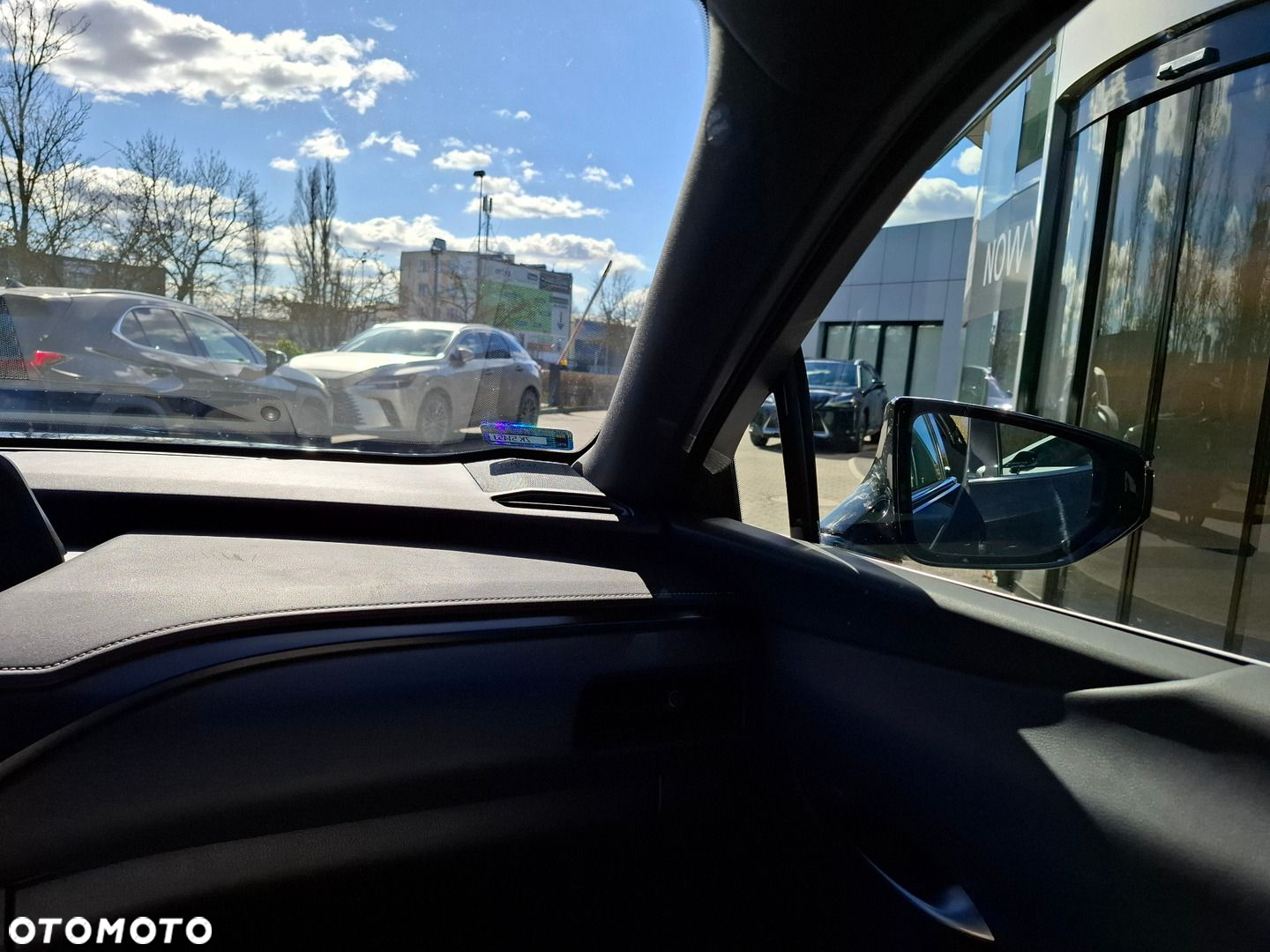 Lexus UX 250h GPF F Impression 2WD - 29
