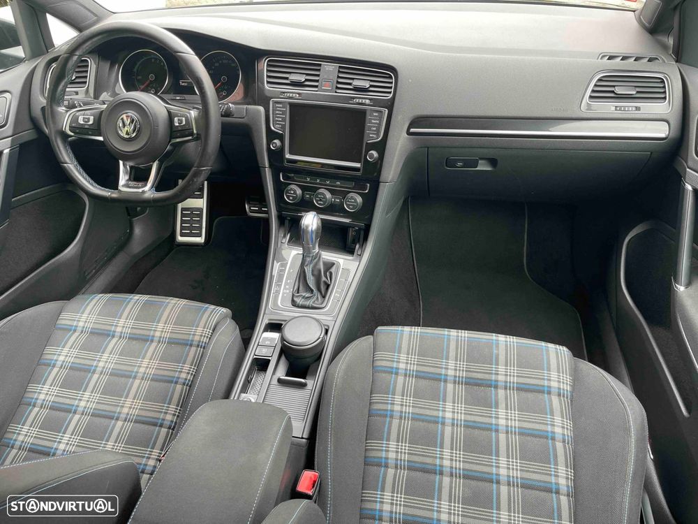 VW Golf 1.4 GTE Plug-in - 30
