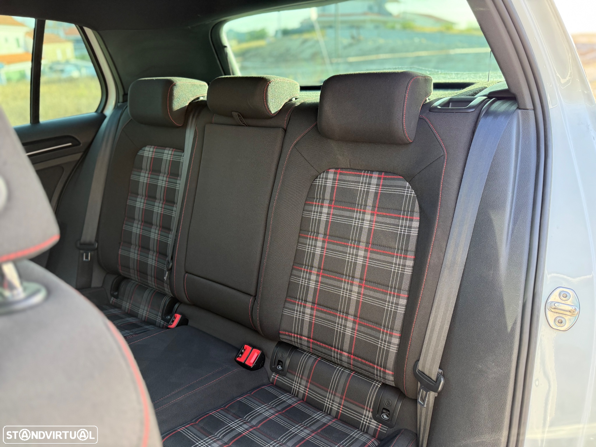 VW Golf 2.0 TSi GTi DSG Performance - 18