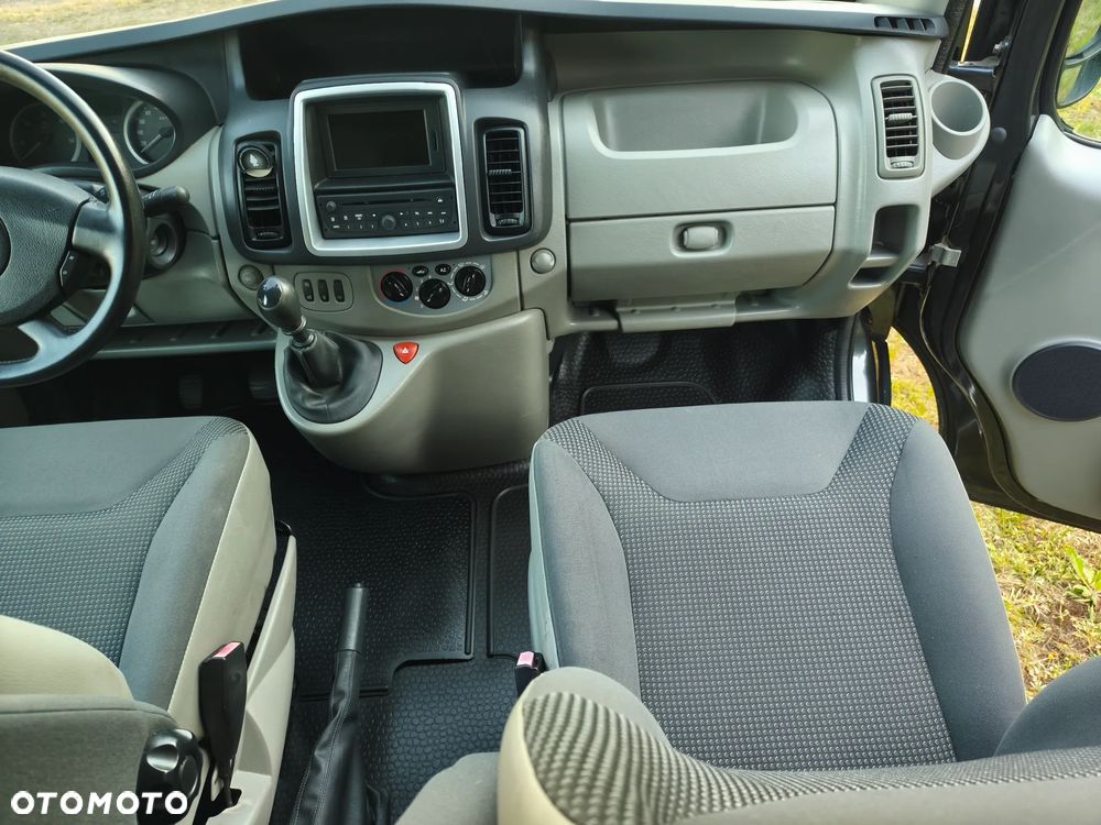 Opel VIVARO - 31