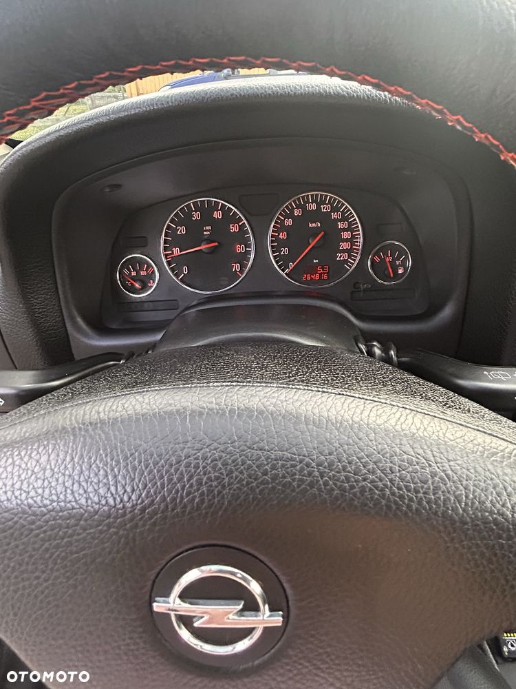Opel Astra - 8