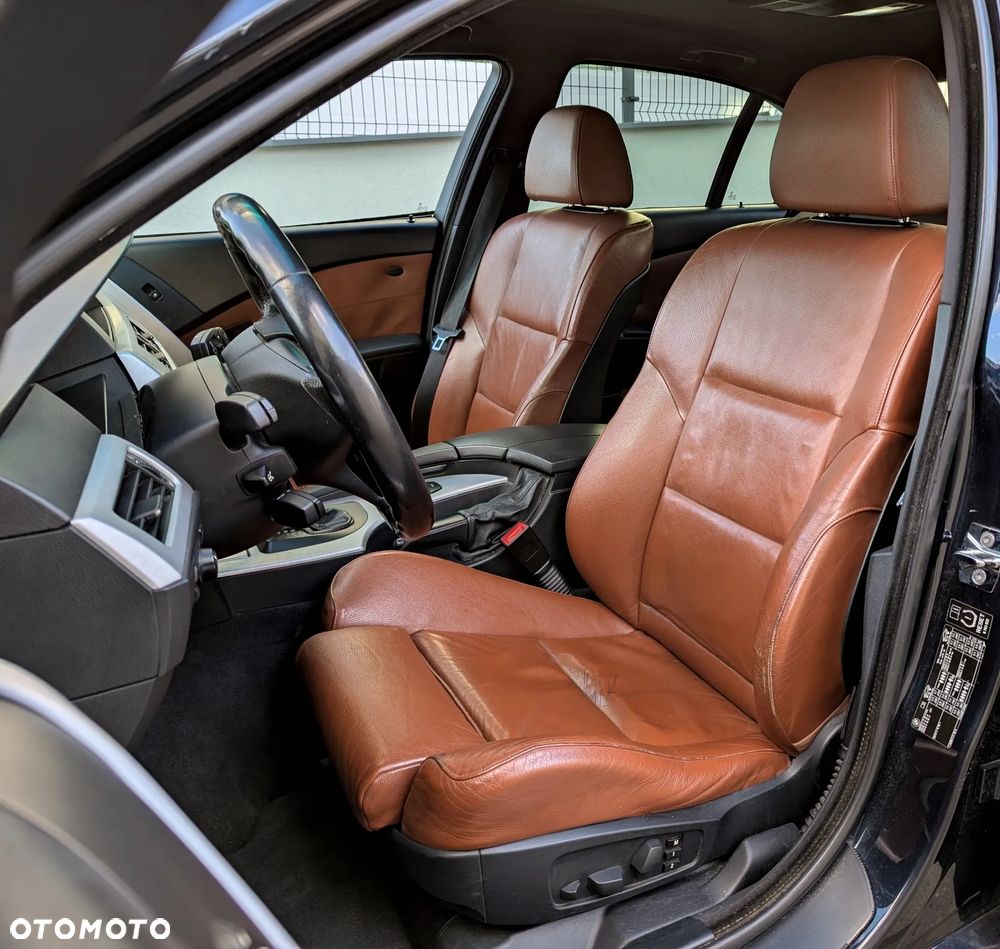 BMW Seria 5 530xi - 14