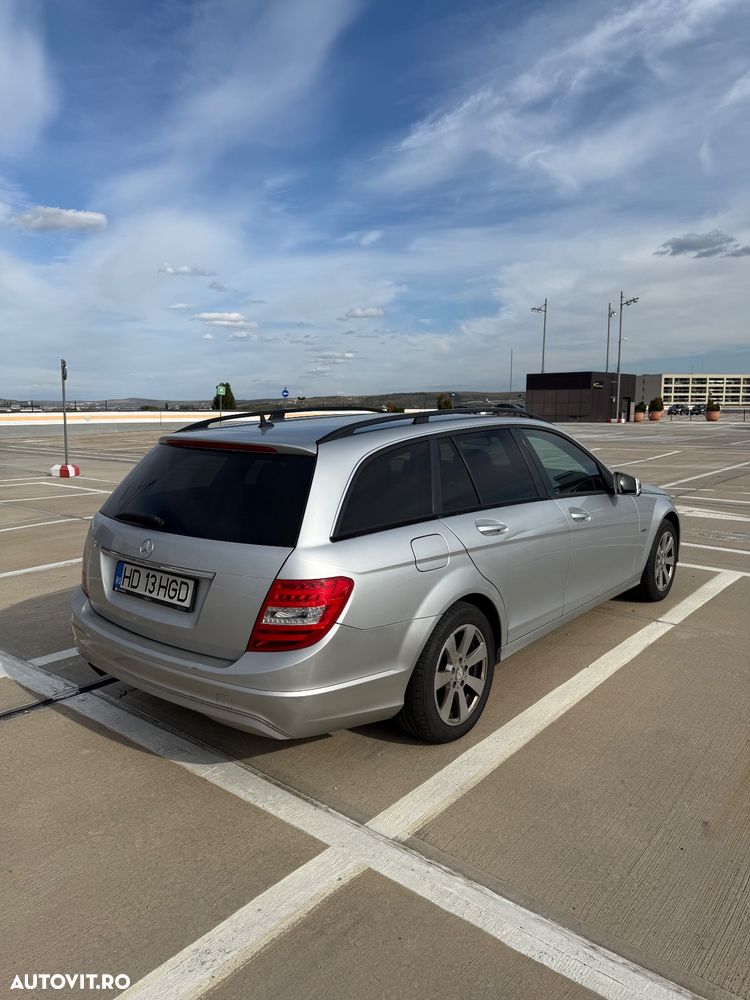 Mercedes-Benz C - 3