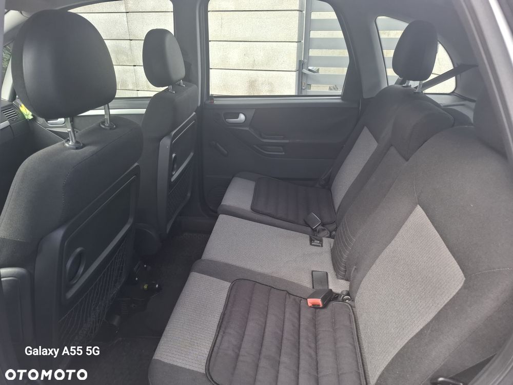 Opel Meriva 1.6 16V Cosmo - 3