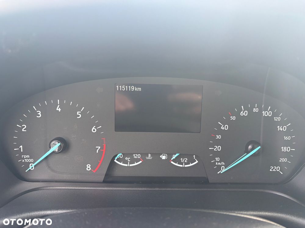 Ford Puma 1.0 EcoBoost Hybrid TITANIUM DESIGN - 8