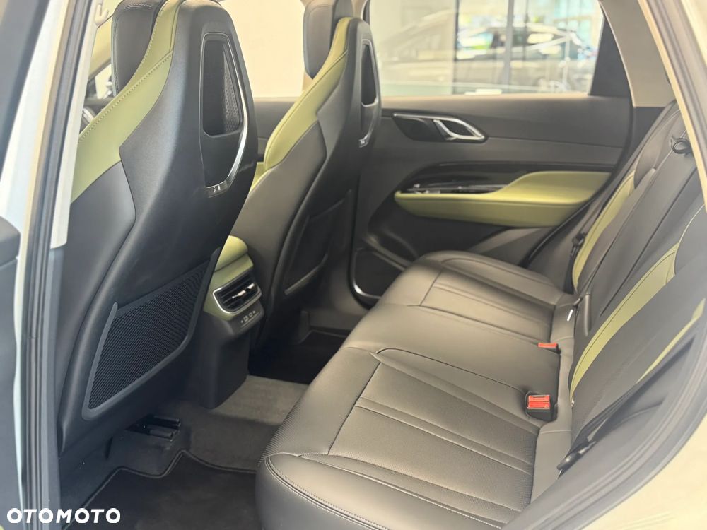 Hongqi HS3 1.5T FWD - 6