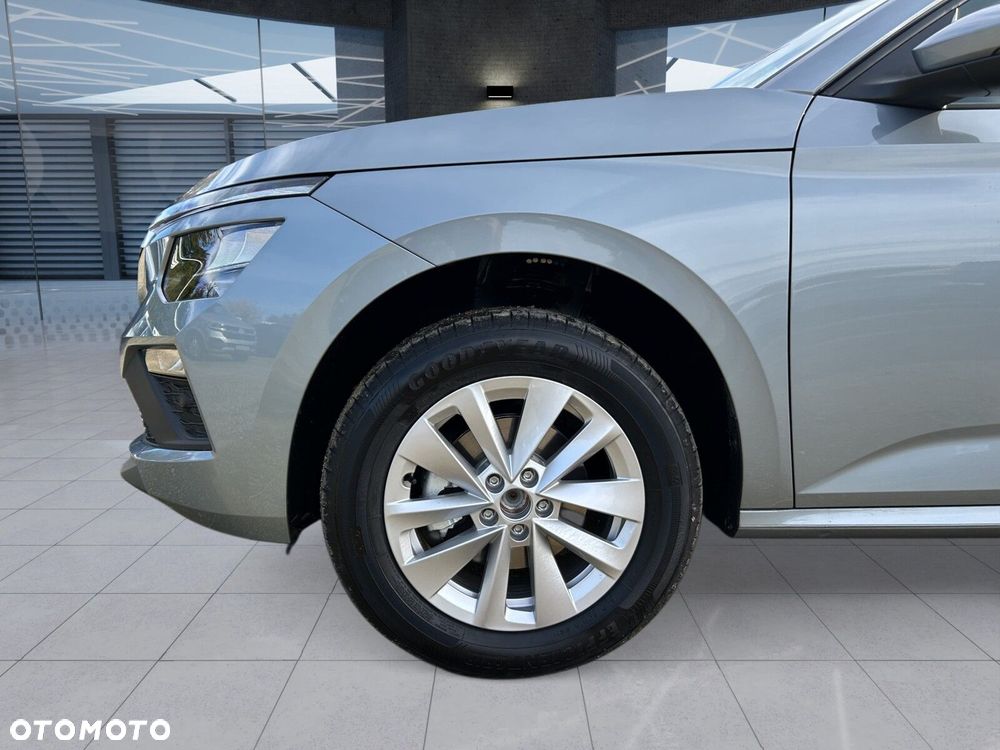 Skoda Kamiq 1.0 TSI Drive - 28