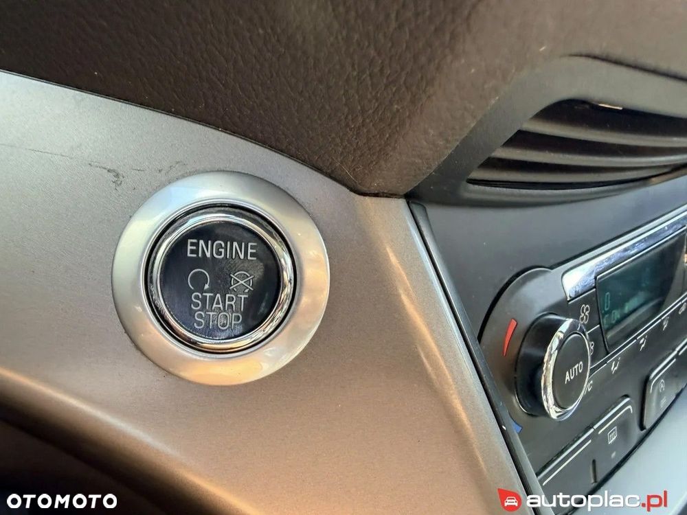 Ford Kuga 2.0 TDCi 4x4 SYNC - 30