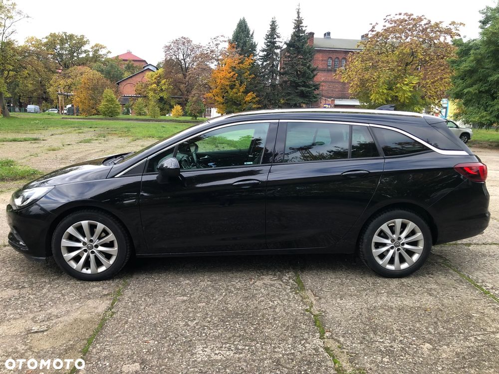 Opel Astra 1.6 BiTrb D (CDTI) Start/Stop Sports Tourer Dynamic - 2