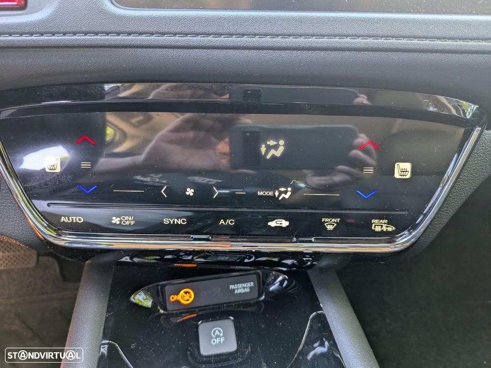 Honda HR-V 1.5 i-VTEC Executive CVT - 19