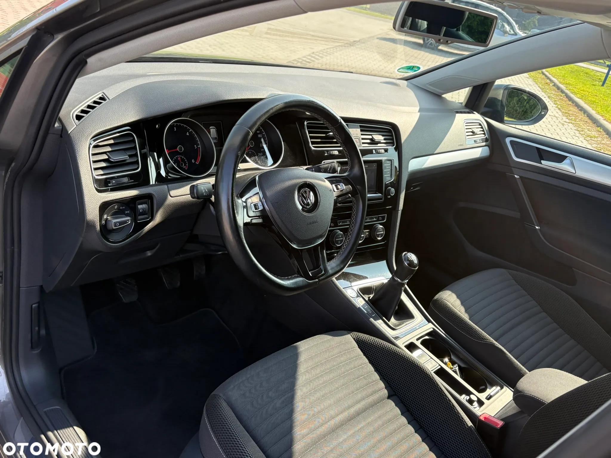 Volkswagen Golf Variant 1.6 TDI BlueMotion Technology Cup - 9
