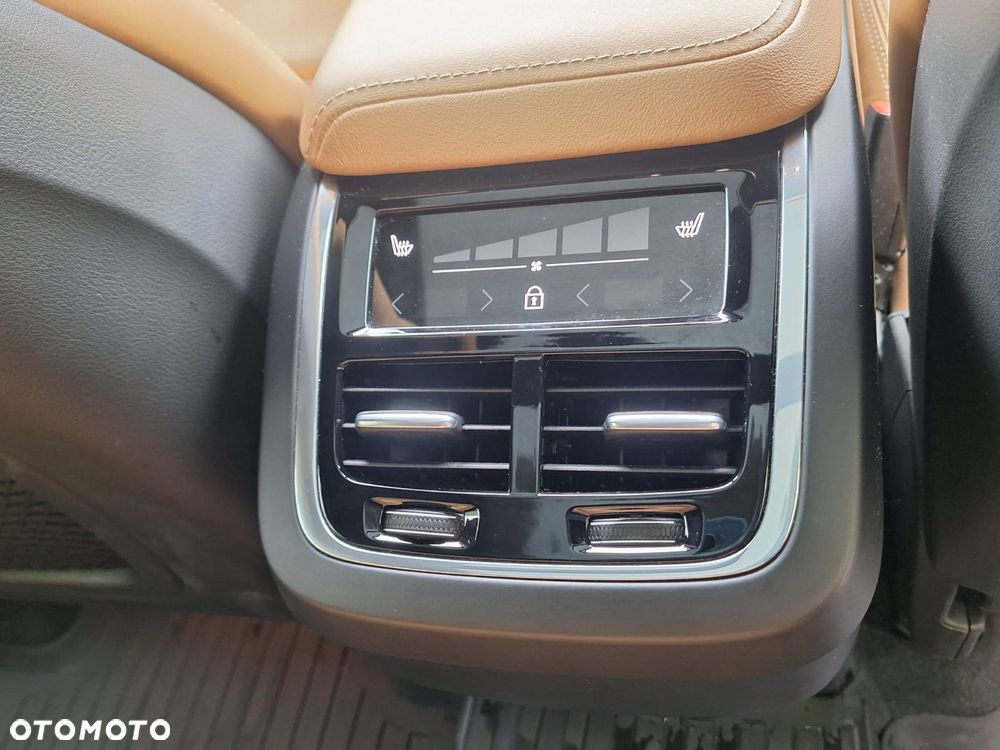 Volvo XC 60 T5 AWD Inscription - 11