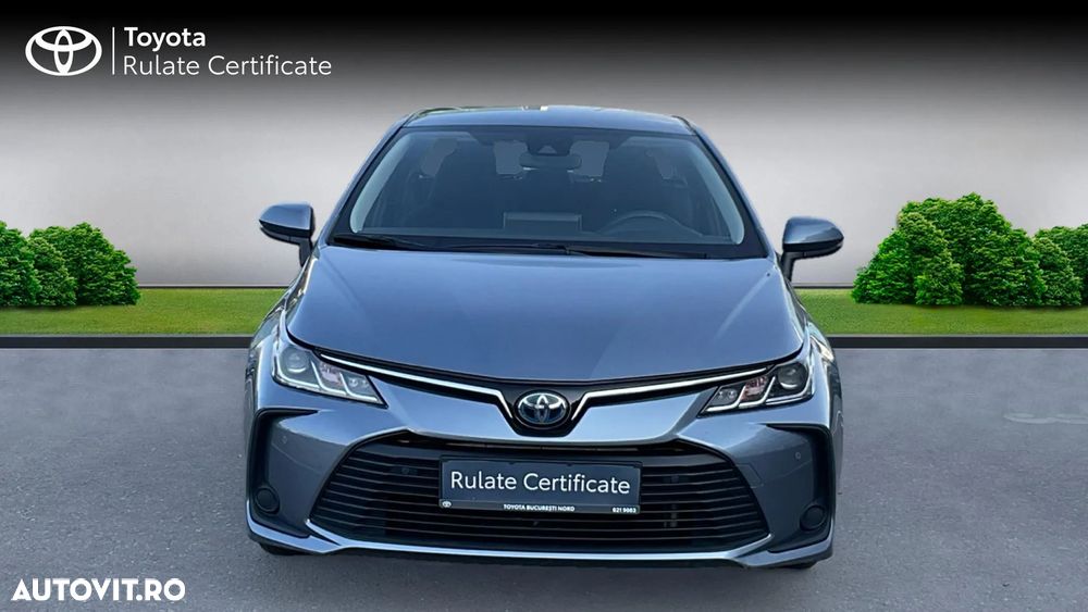 Toyota Corolla Sedan 1.8 HSD Business - 3