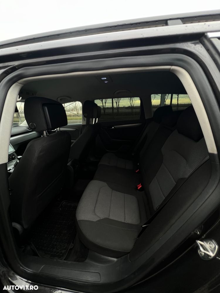 Volkswagen Passat 2.0 TDI BlueMotion Technology DPF Trendline - 9