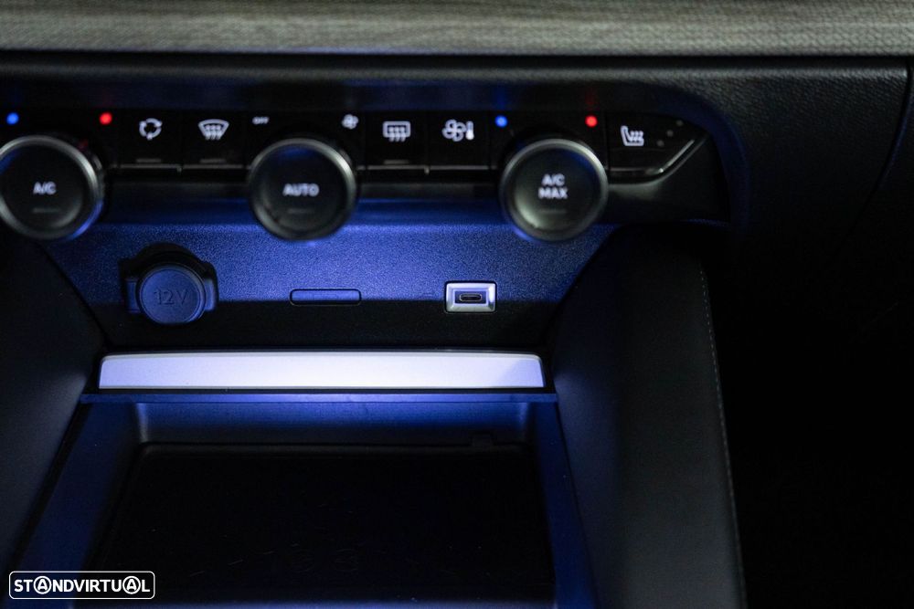 Citroën C5 X 1.6 Hybrid Shine Pack e-EAT8 - 29