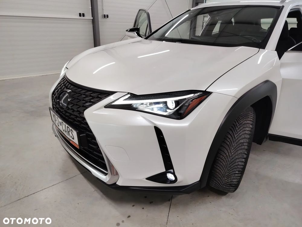 Lexus UX 250h Elegance 2WD - 35