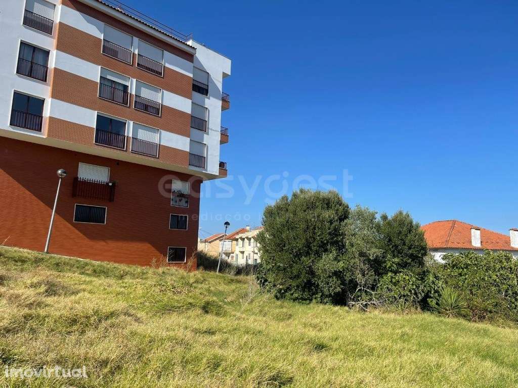Terreno para construção - Investimento Amadora - Grande imagem: 2/7