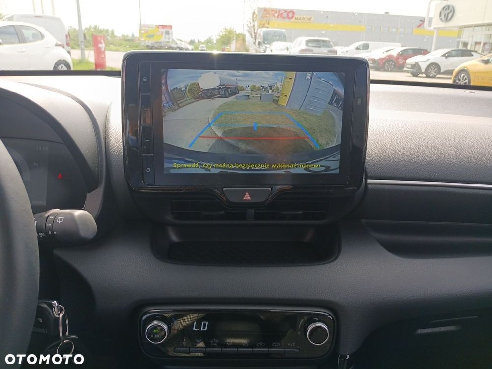 Toyota Yaris - 19
