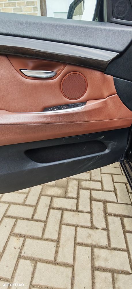 BMW Seria 5 530d Aut. - 9