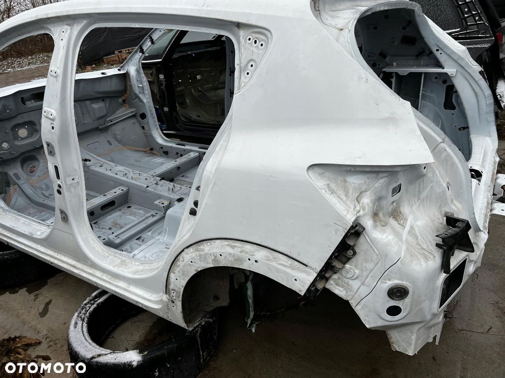 ĆWIARTKA BŁOTNIK POSZYCIE SŁUPEK PRÓG LEWY TYŁ DACIA SANDERO III 3 STEPWAY - 1