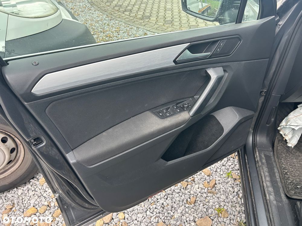 Volkswagen Tiguan 1.5 TSI ACT OPF Comfortline - 10