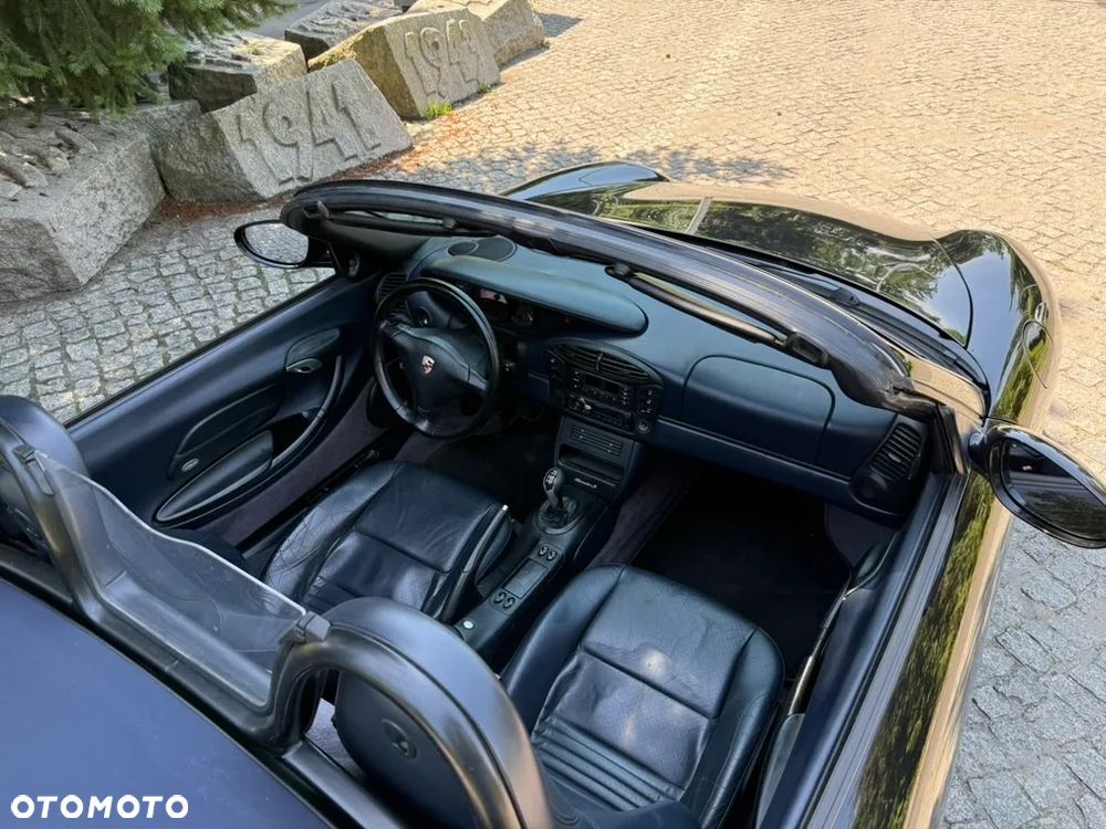 Porsche Boxster - 12