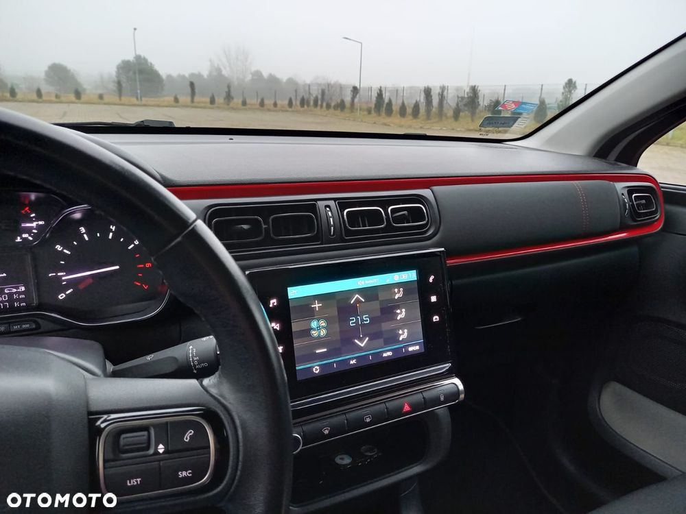 Citroën C3 1.2 PureTech Shine - 10