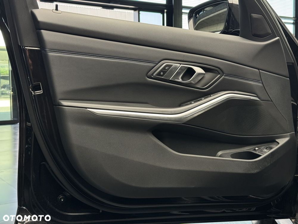 BMW Seria 3 - 14