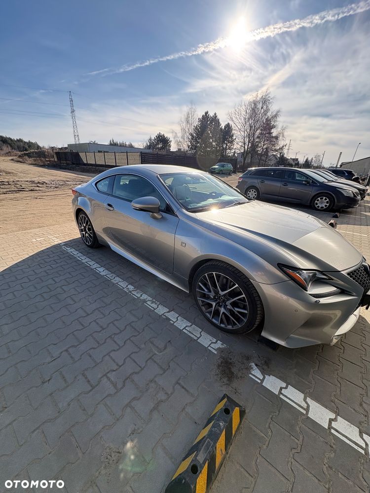 Lexus RC 200t / 300 F Sport - 3