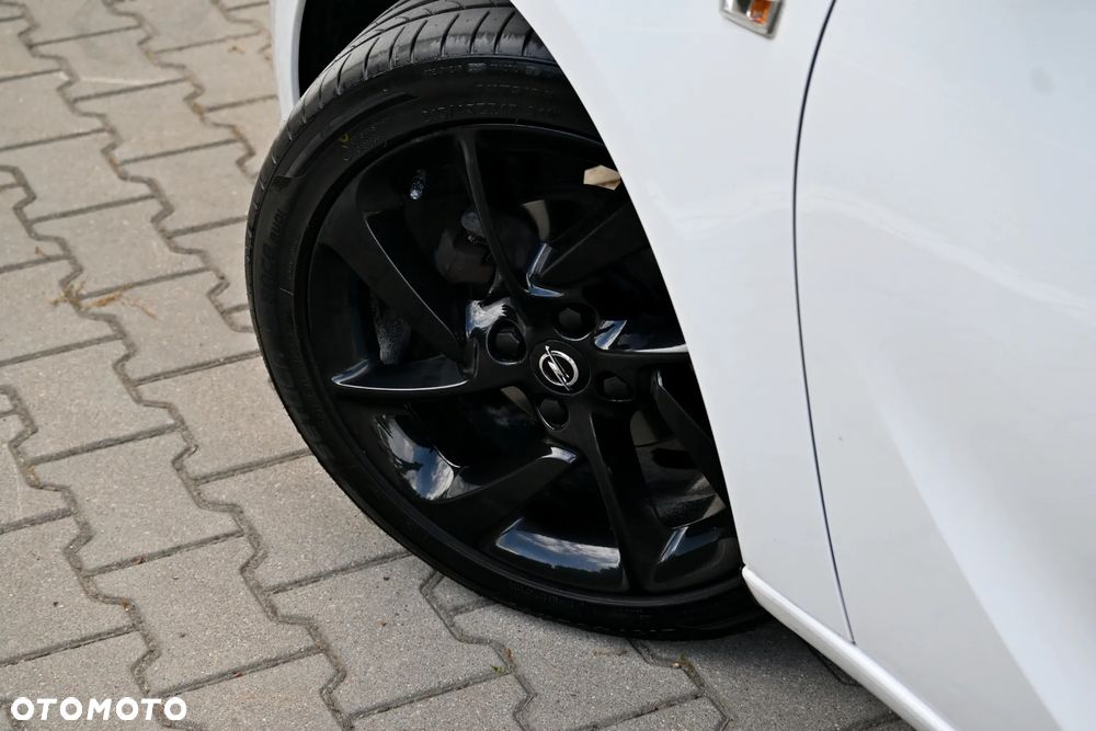 Opel Adam 1.4 White Link - 19