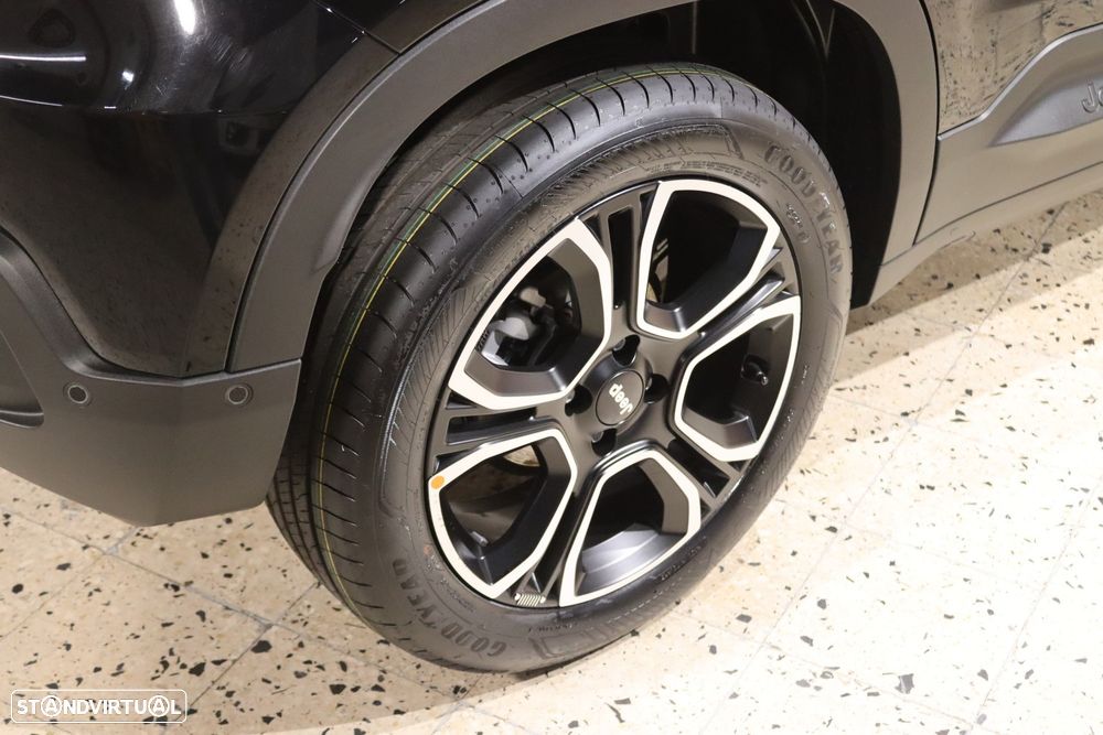 Jeep Avenger 1.2 e-Hybrid Altitude DCT - 39