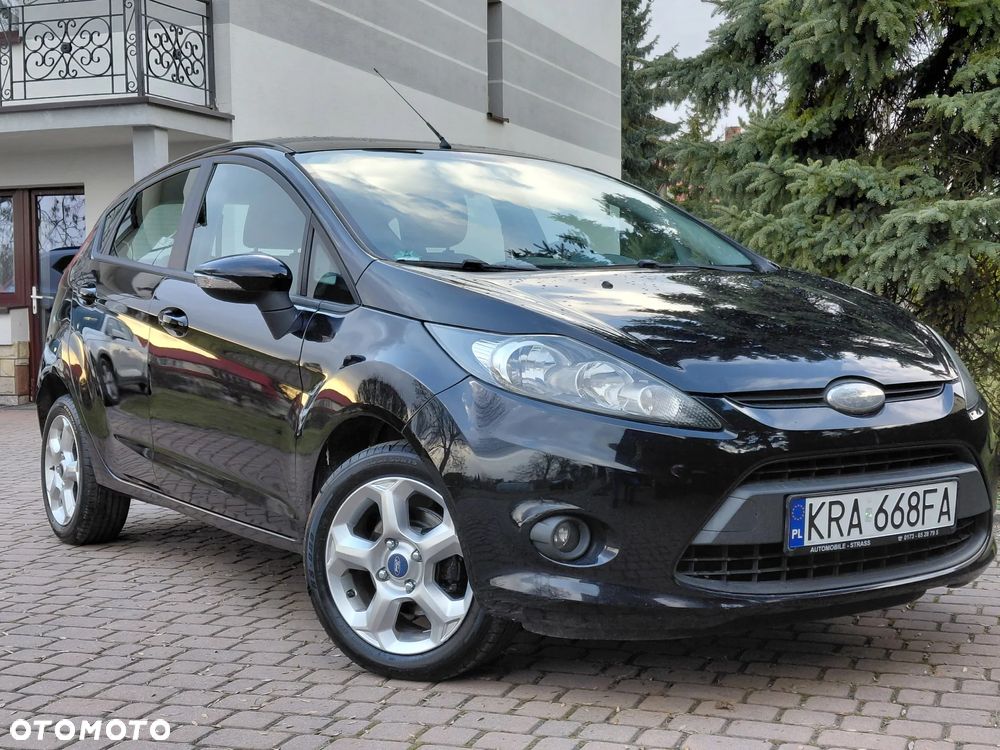 Ford Fiesta 1.4 Champions Edition - 14