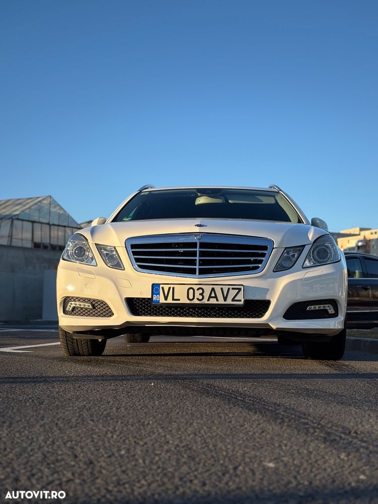 Mercedes-Benz E - 8
