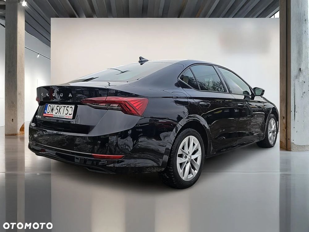 Skoda Octavia 2.0 TDI Ambition DSG - 3