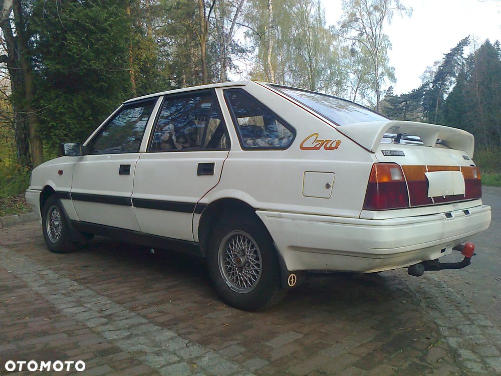 Polonez Caro - 1